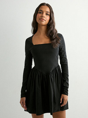 Only Onlmenia Ls Balloon Short Dress Wvn - Svart