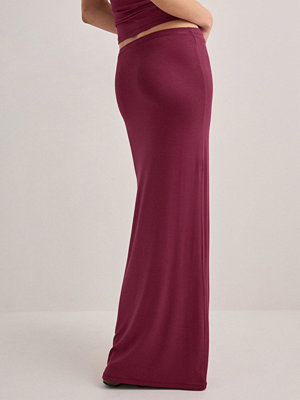 Nelly Perfect Low Waist Maxi Skirt - Röd