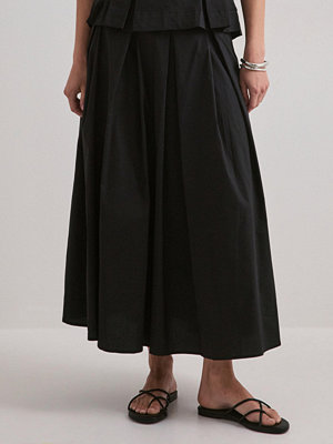 Vero Moda Vmfriba Hw 7/8 Skirt Wvn - Svart