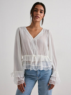 Vero Moda Vmfeline Ls Short Top Exp - Vit