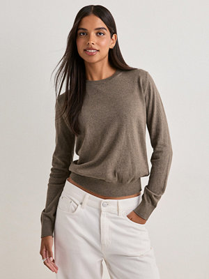 Nelly Fine Knit Sweater - Brun