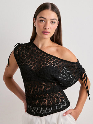 Nelly Wonderful Lace Shoulder Top - Svart