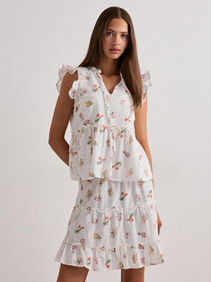 Pieces Pcemma Hw Short Skirt Wvn Noos Bc - Blommig