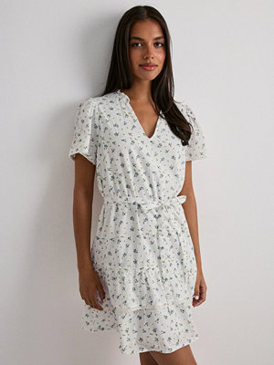 Vero Moda Vmtrine Ss Short Lace Dress Wvn Noo - Blommig