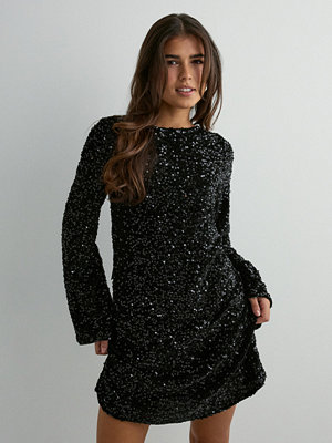 Pieces Pckam Ls Deep Back Bow Dress Jrs No - Svart