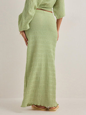 Nelly Elegant Structure Maxi Skirt - Grön