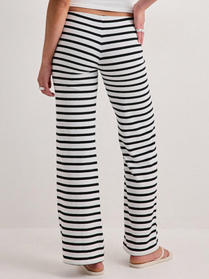 Nelly byxor Stripe Knit Pants - Rutigt/Randigt