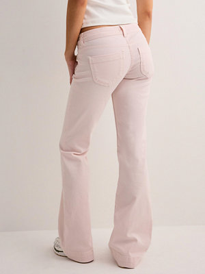 Nelly Super Low Heart Pocket Bootcut Jeans - Rosa