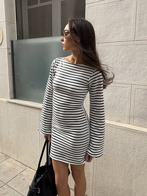 Nelly Stripe Wide Sleeve Dress - Rutigt/Randigt