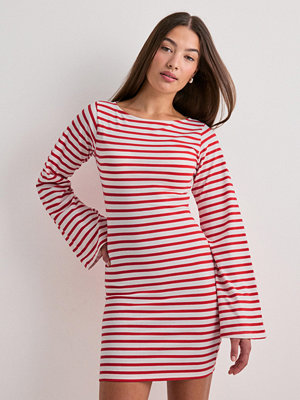 Nelly Stripe Wide Sleeve Dress - Röd