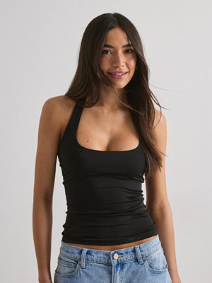 Nelly Built In Bra Halterneck Top - Svart