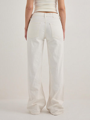 Nelly Loose Flare Jeans - Vit