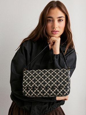 By Malene Birger Tallie - Svart