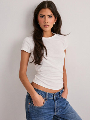 Nelly Essential Slub Tee - Vit