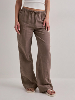 Nelly byxor Easy Breeze Pants - Brun