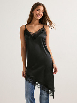 Pieces Pcnomi Strap Satin Lace Dress Wvn D - Svart
