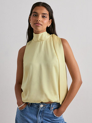 Neo Noir Veda Heavy Sateen Top - Gul