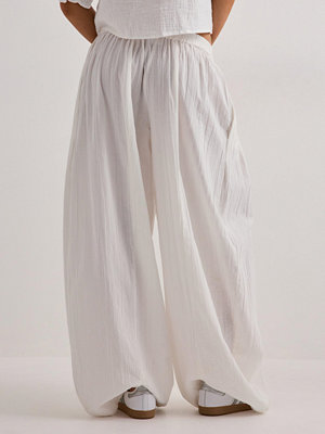 Pieces byxor Pckiana Hw Pants Wvn Bc - Vit