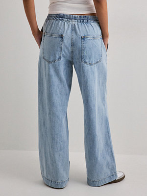 Pieces Pcgeggo Mw Pull Up Denim Pants Bc - Blå