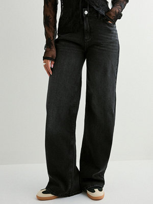 Pieces Pcsilke Mw Wide Jeans Bl Noos Bc - Svart