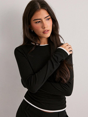 Nelly Double Look LS Top - Svart