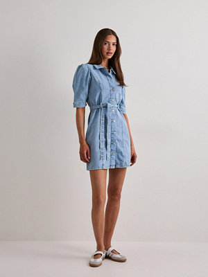 Only Onlvibbe Ss Belt Dnm Dress Akm - Blå