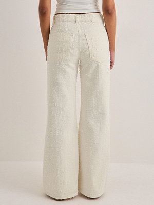 Nelly Loose Flare Textured Jeans - Vit