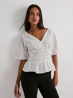 Neo Noir Sapura Mini Dot Blouse - Vit