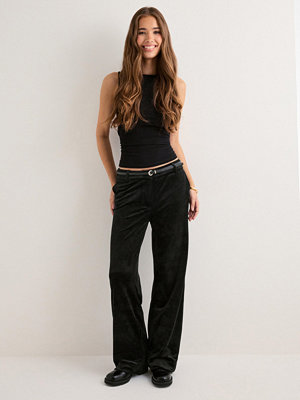 Only byxor Onlkayle-Elsy Straight Velvet Pant - Svart