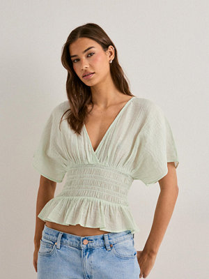 Nelly Spring Smock Blouse - Grön