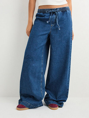 Pieces Pcsilke Mw Pull Up Denim Pants D2D - Blå