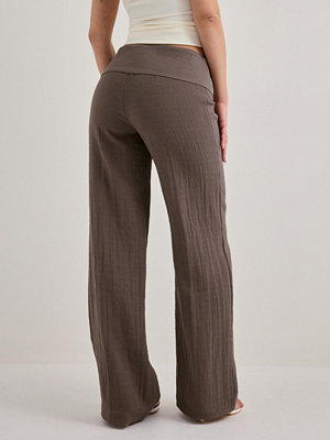 Nelly byxor Clean Soft Flare Pants - Brun