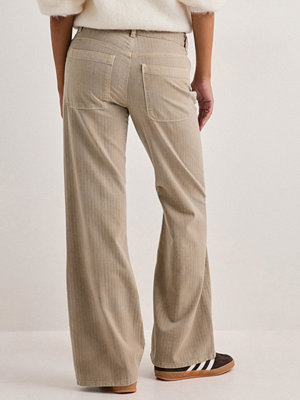 Nelly Cargo Jeans - Beige