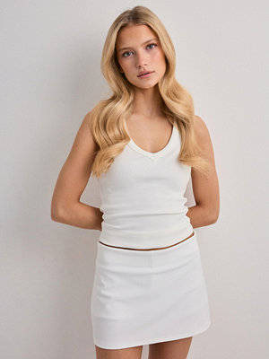 Nelly Mini Shorts Skirt - Vit