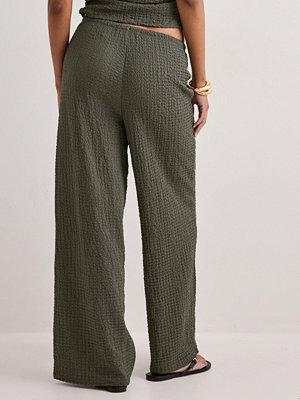 Only byxor Onlerikka Hw Wide Crinkle Pant Pnt - Grön