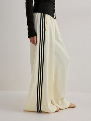 Adidas Originals byxor Satin Tp Wl - Vit