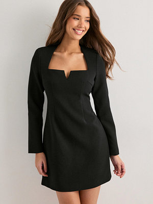 Malina Sonja Detailed Neck Mini Dress - Svart
