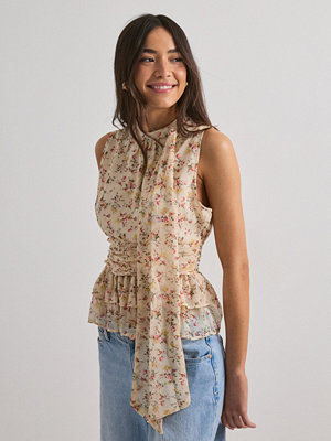 Neo Noir Ansol Meadow Printed Top - Blommig