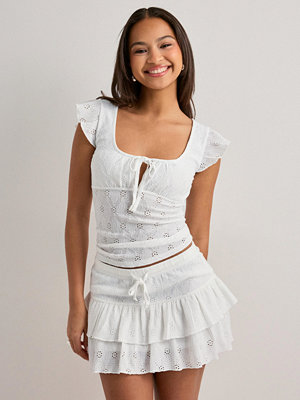 Nelly Broderie Anglais Mini Skirt - Vit