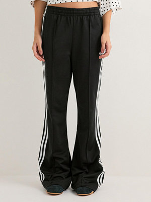 Adidas Originals byxor Bb Fb Tp - Svart