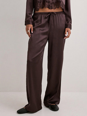 Only byxor Onlnema Indona Pull Up Pant Wvn - Brun