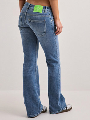 Nelly Low Waist Round Pocket Jeans - Blå