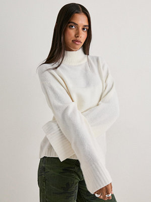 Nelly Wide Sleeve Polo Knit Sweater - Vit