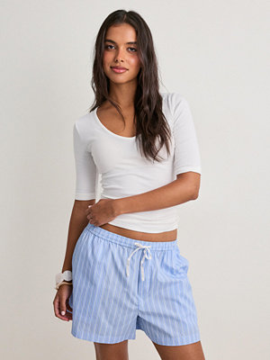 Neo Noir Camell Stripe Shorts - Blå