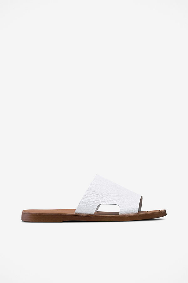 Agnes Cecilia Sandal Clara