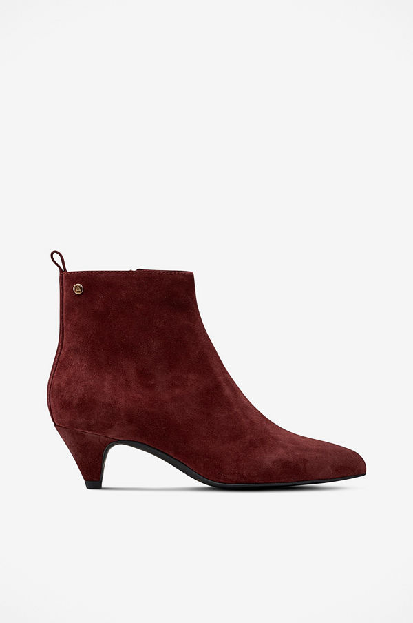 Agnes Cecilia Boots Malva