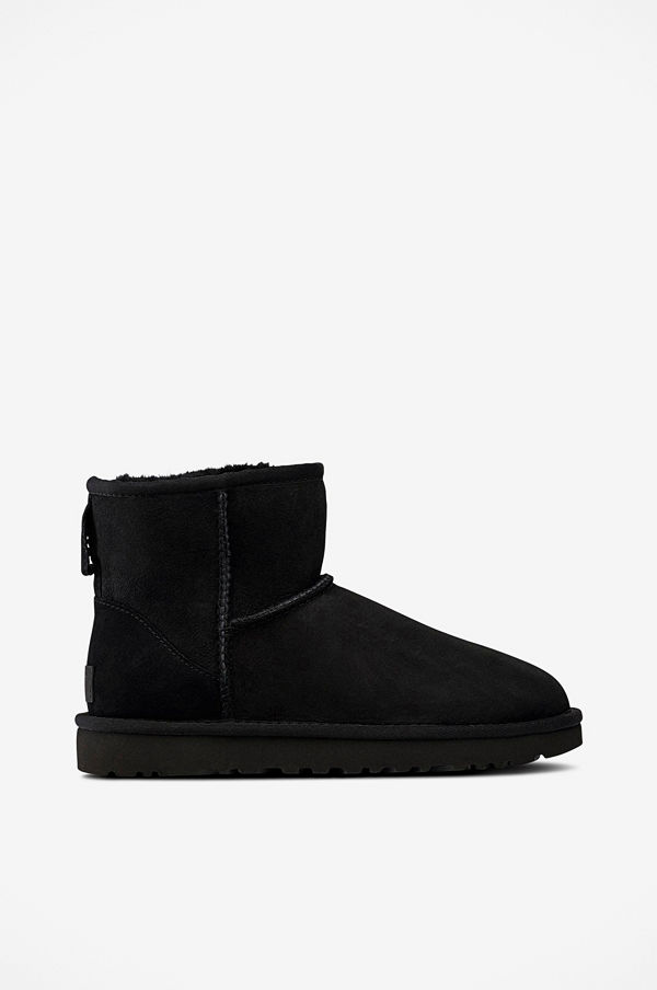 UGG Boots Classic Mini II