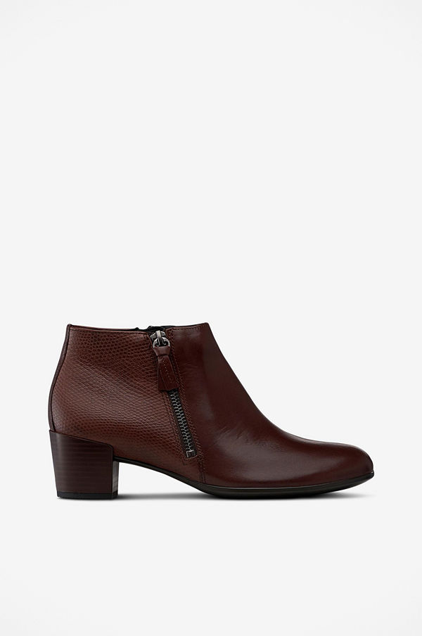 Ecco Boots shape 35