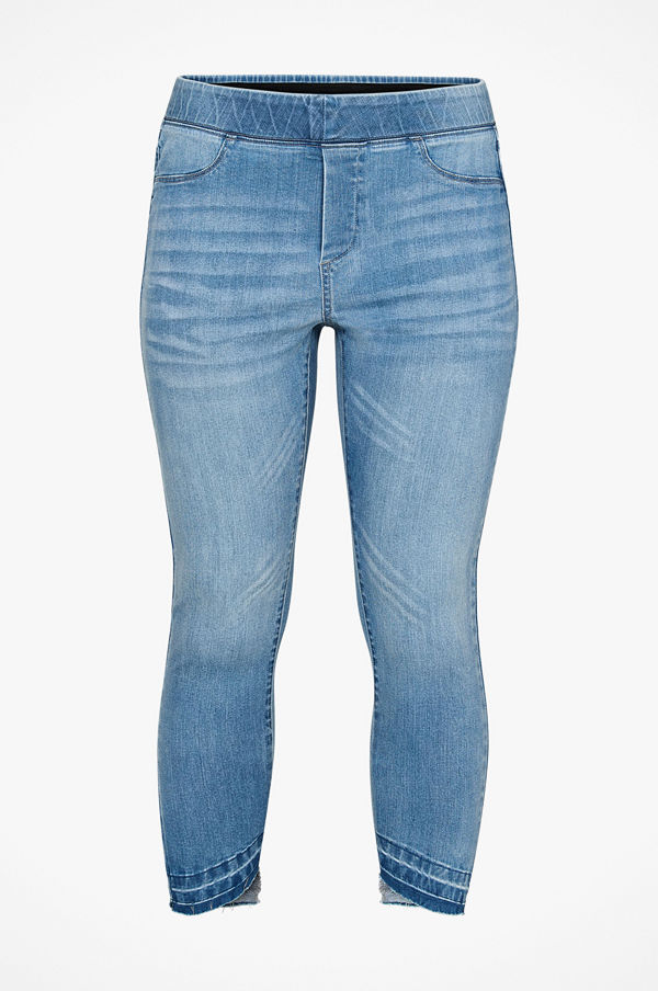 Ellos Jeans Lottie