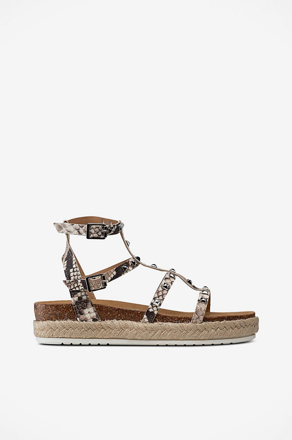 Steve Madden Sandal Array